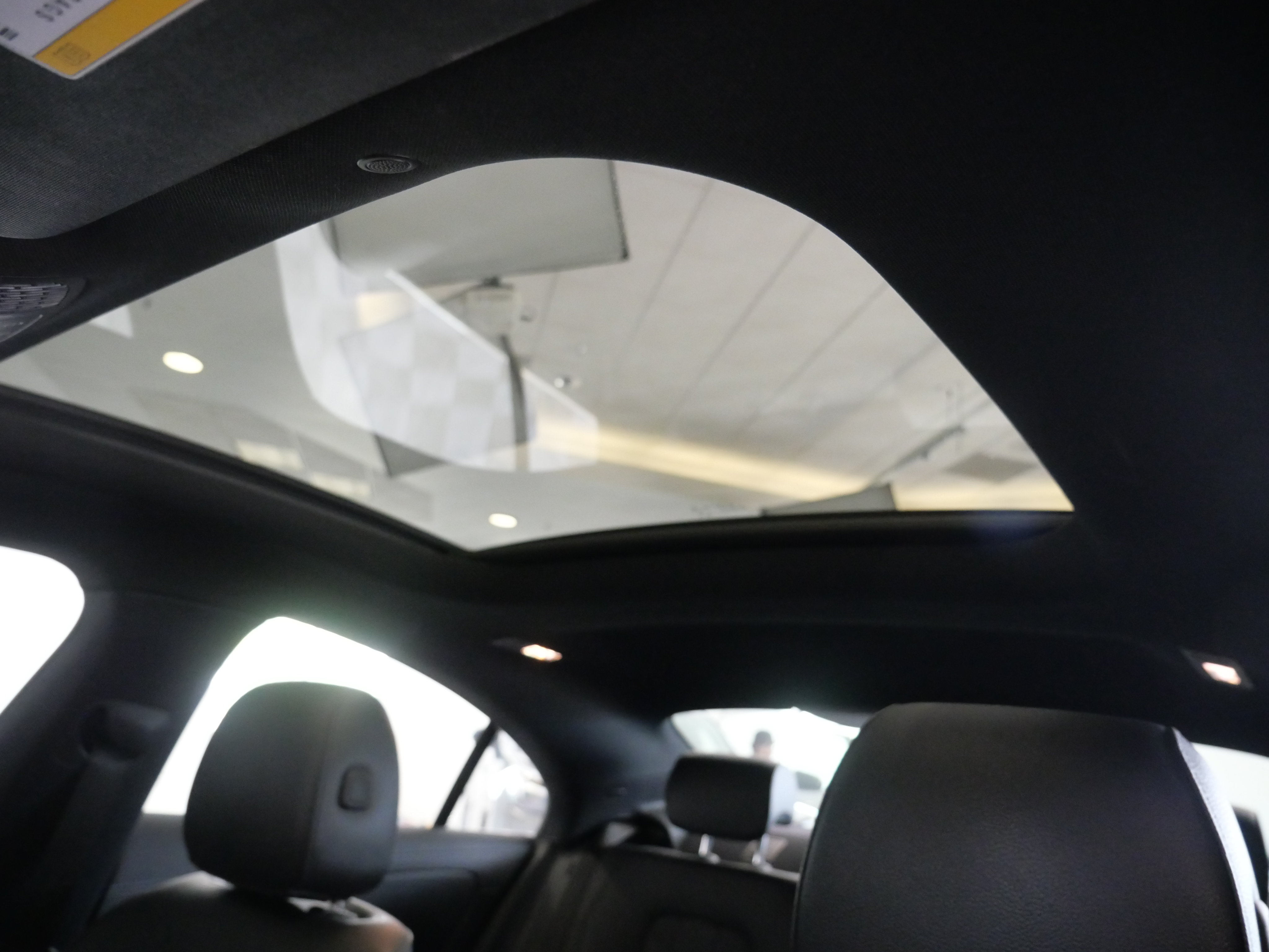 Used 2023 Mercedes-Benz CLA 250 4MATIC image 25