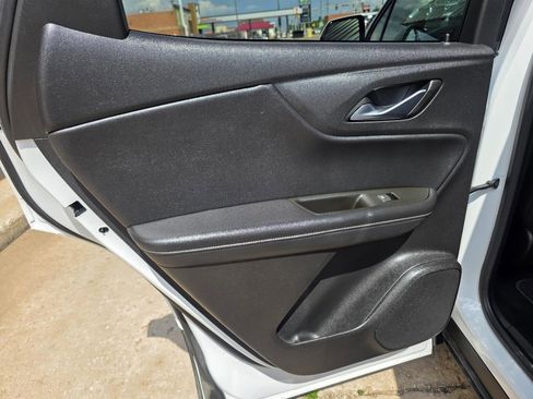 Used 2025 Chevrolet Blazer LT AWD/4WD image 23