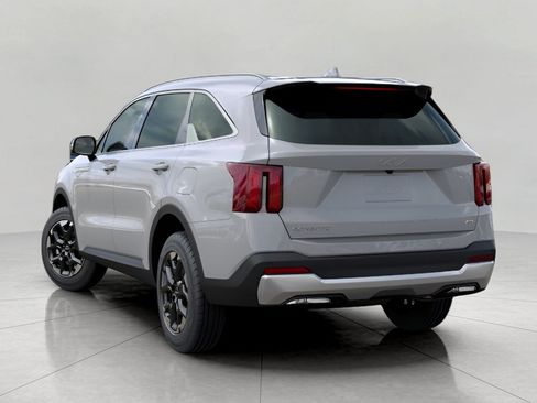 New 2026 Kia Sorento S AWD/4WD image 4