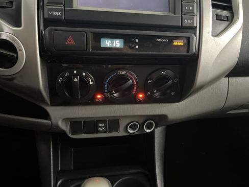 Used 2013 Toyota Tacoma 4x4 Double Cab w/ TRD Sport Pkg image 72