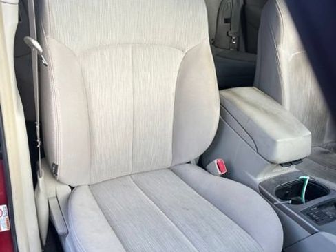 Used 2013 Subaru Outback 2.5i Premium w/ Popular Pkg 1B AWD/4WD image 10