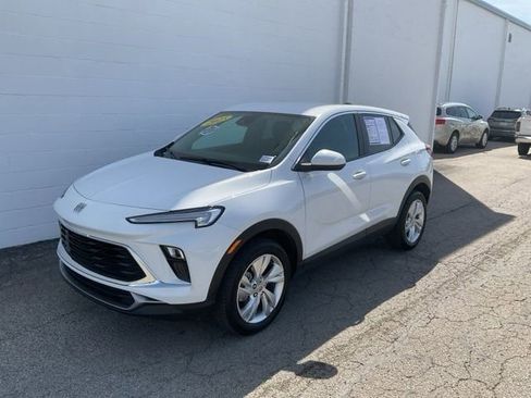Used 2025 Buick Encore GX Preferred AWD/4WD image 29