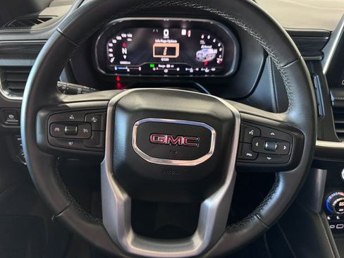 Certified 2023 GMC Yukon XL SLT AWD/4WD image 17