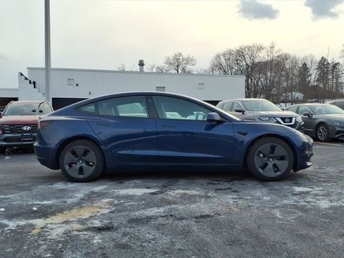 Used 2023 Tesla Model 3 Standard Range image 6