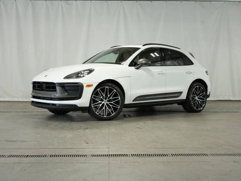 New 2025 Porsche Macan Turbo AWD/4WD image 1