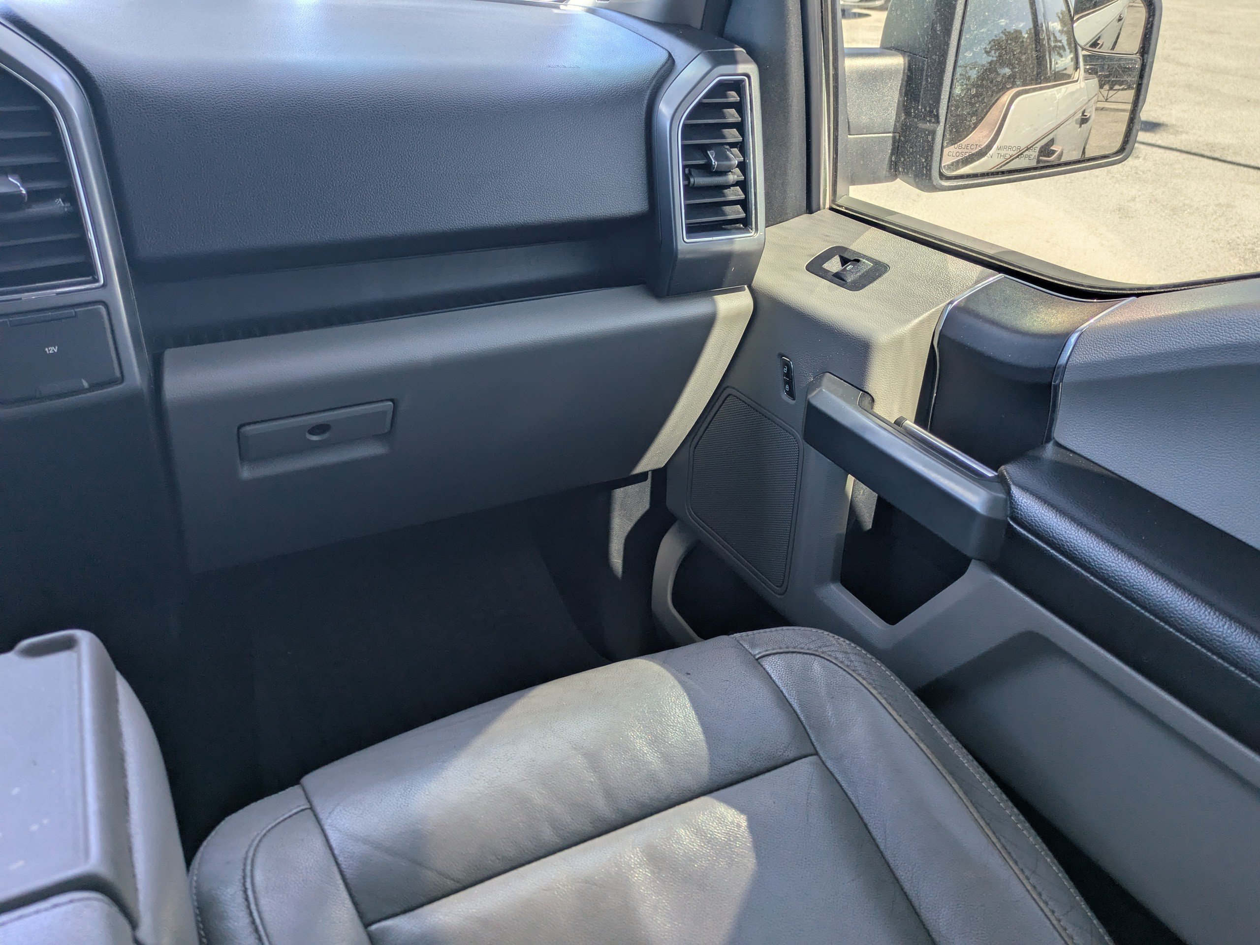Used 2018 Ford F150 XLT w/ Equipment Group 301A Mid AWD/4WD image 17