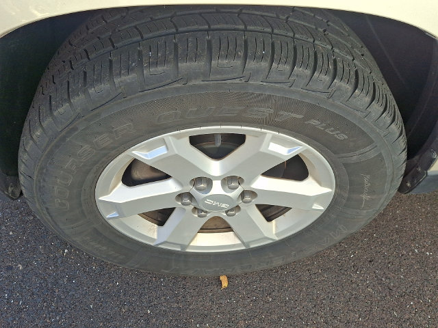 Used 2013 GMC Acadia SLE FWD image 4