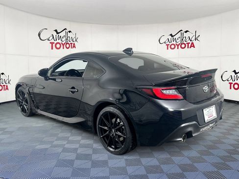 Used 2024 Toyota GR86 Premium RWD image 5