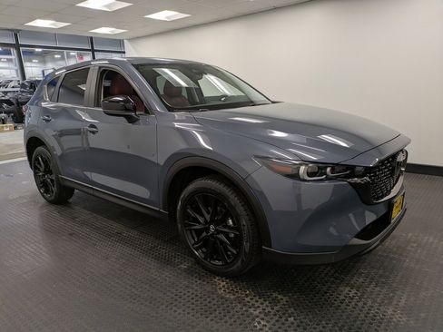 Certified 2023 MAZDA CX-5 Carbon Edition image 3