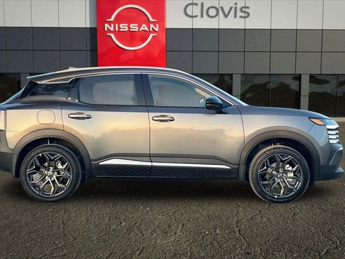 New 2026 Nissan Kicks SR image 9