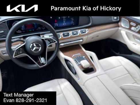 Used 2025 Mercedes-Benz GLE 450e 4MATIC image 18