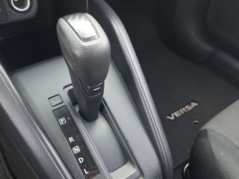 Used 2024 Nissan Versa S w/ Trunk Package FWD image 25