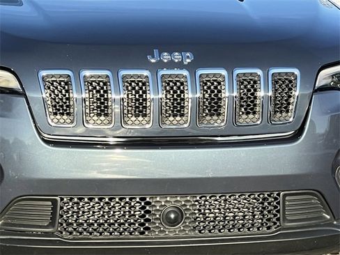 Certified 2021 Jeep Cherokee Latitude Lux w/ Comfort/Convenience Group image 42