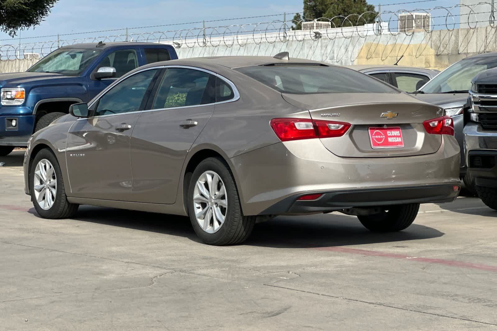 Used 2024 Chevrolet Malibu LT FWD image 7