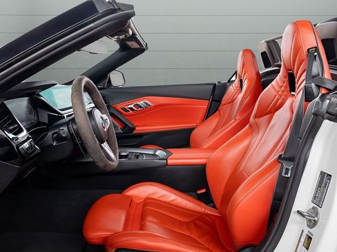 Used 2019 BMW Z4 sDrive30i w/ M Sport Package RWD image 39