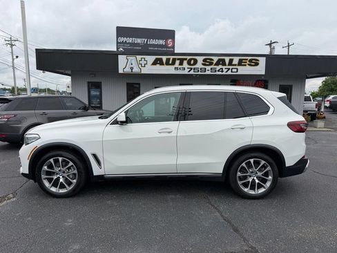 Used 2023 BMW X5 xDrive40i AWD/4WD image 1