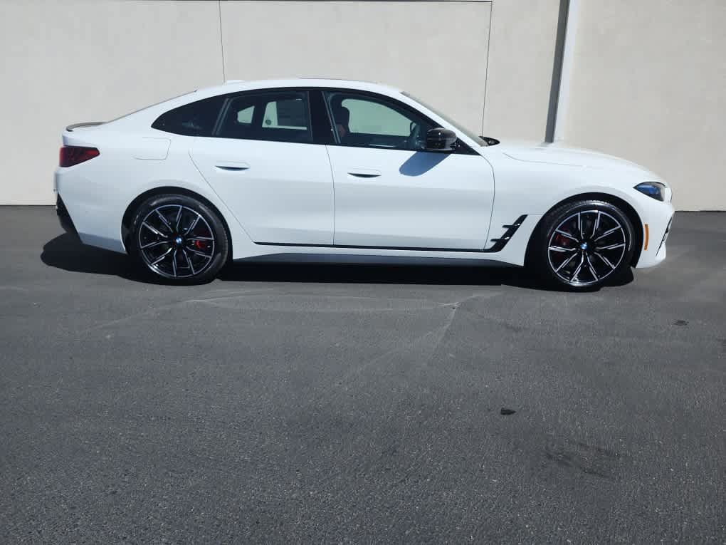 New 2027 BMW 430i w/ M Sport Package RWD image 3