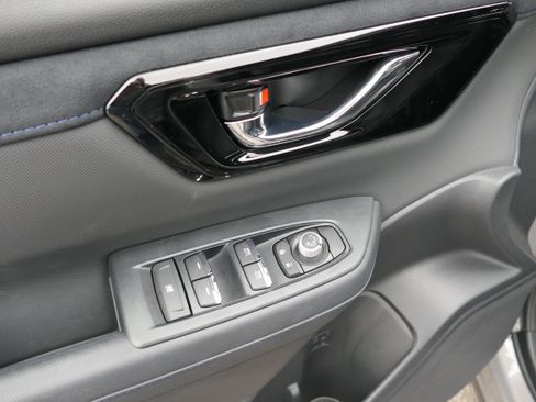 Certified 2025 Subaru Forester Limited w/ Popular Package image 12