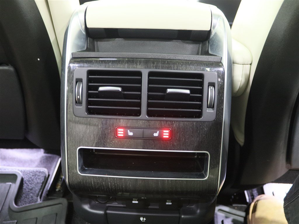 Used 2020 Land Rover Range Rover Sport HSE AWD/4WD image 19