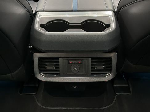 Used 2025 Ford F250 Platinum image 40