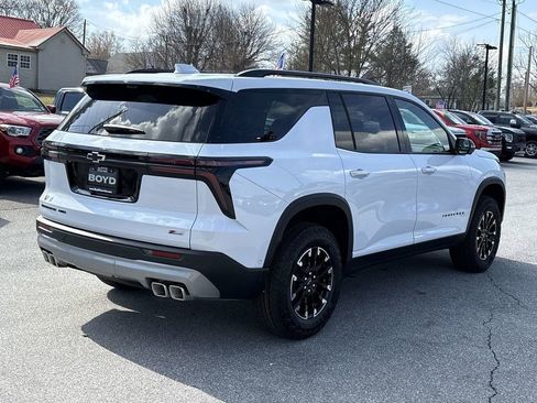 New 2026 Chevrolet Traverse Z71 w/ Enhanced Driving Package AWD/4WD image 9