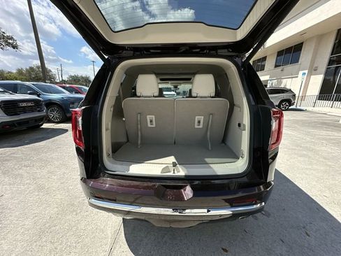 Used 2021 GMC Acadia Denali w/ Denali Technology Package image 34