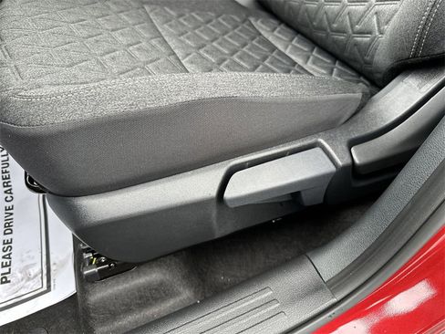 New 2026 Nissan Kicks SV image 12