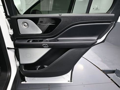 Used 2023 Lincoln Aviator Reserve w/ Equipment Group 201A image 57