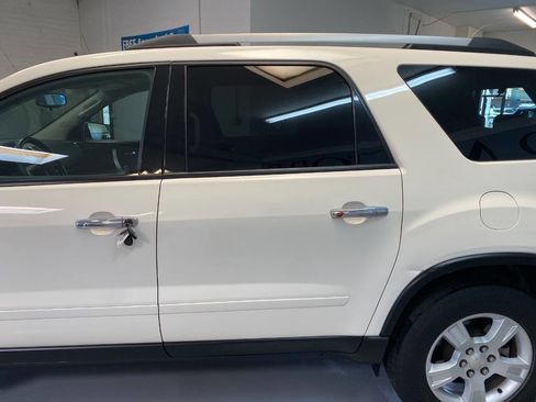 Used 2010 GMC Acadia SL w/ Preferred Package image 14