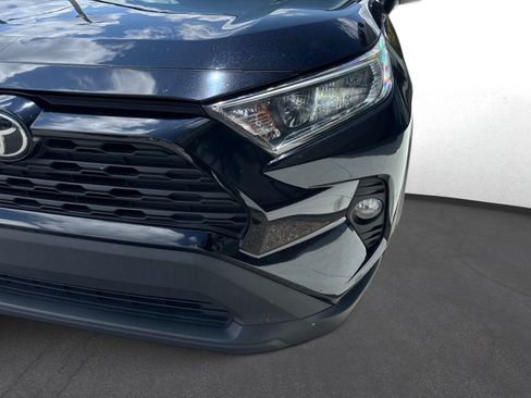 Used 2020 Toyota RAV4 XLE FWD image 9