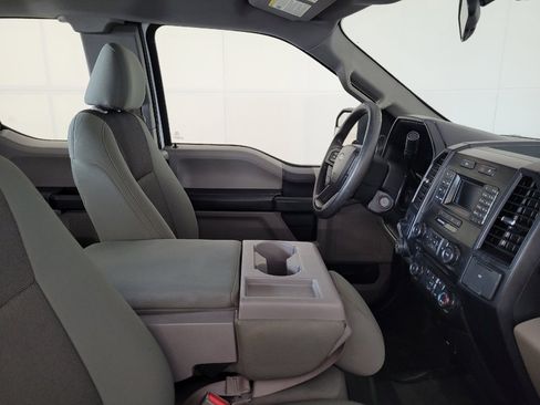 Used 2016 Ford F150 XL w/ Equipment Group 101A Mid RWD image 21