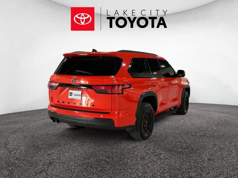 Used 2023 Toyota Sequoia TRD Pro AWD/4WD image 8