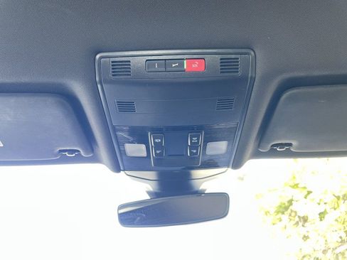 Used 2023 Volkswagen Jetta Sport image 19