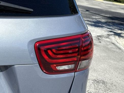 Used 2020 Kia Sorento EX image 15