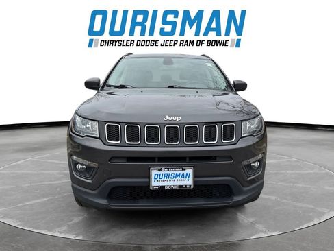 Used 2019 Jeep Compass Latitude image 8