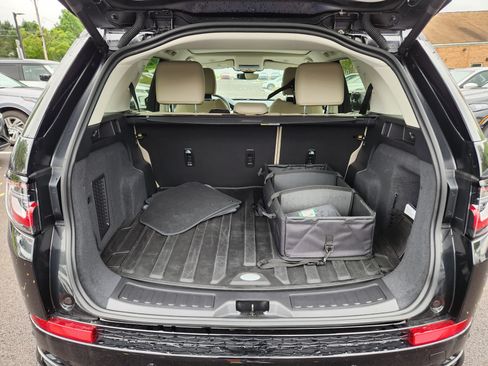 Certified 2025 Land Rover Discovery Sport S AWD/4WD image 8