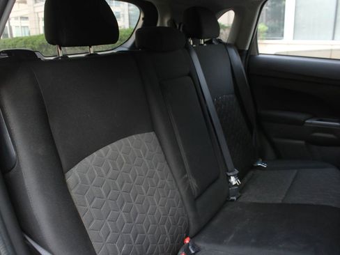Used 2025 Mitsubishi Outlander Sport LE AWD/4WD image 22