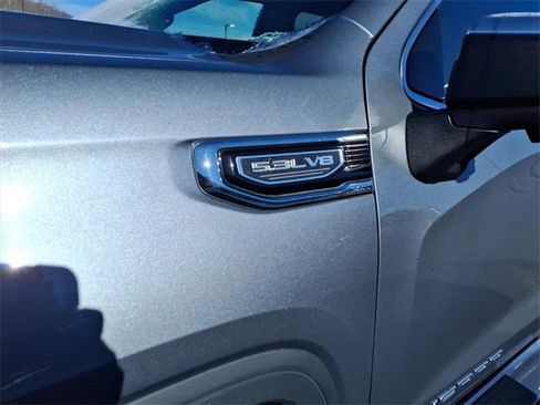 Used 2019 GMC Sierra 1500 SLT w/ SLT Premium Package image 3