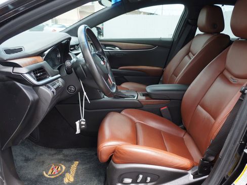 Used 2016 Cadillac XTS Premium image 17