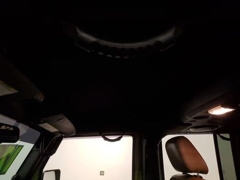 Used 2013 Jeep Wrangler Unlimited Sahara w/ Connectivity Group AWD/4WD image 23