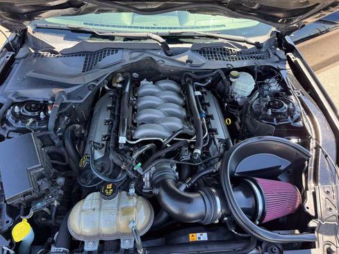 Used 2017 Ford Mustang GT RWD image 41