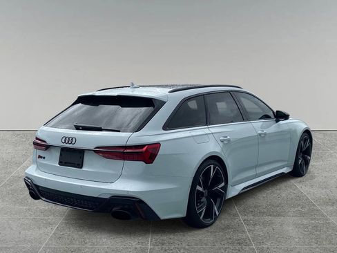 Used 2022 Audi RS 6 w/ Executive Package AWD/4WD image 3