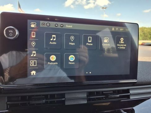 New 2025 Honda Prologue EX image 17