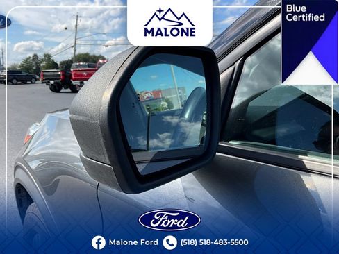 Used 2020 Ford Explorer XLT w/ Comfort Package AWD/4WD image 14