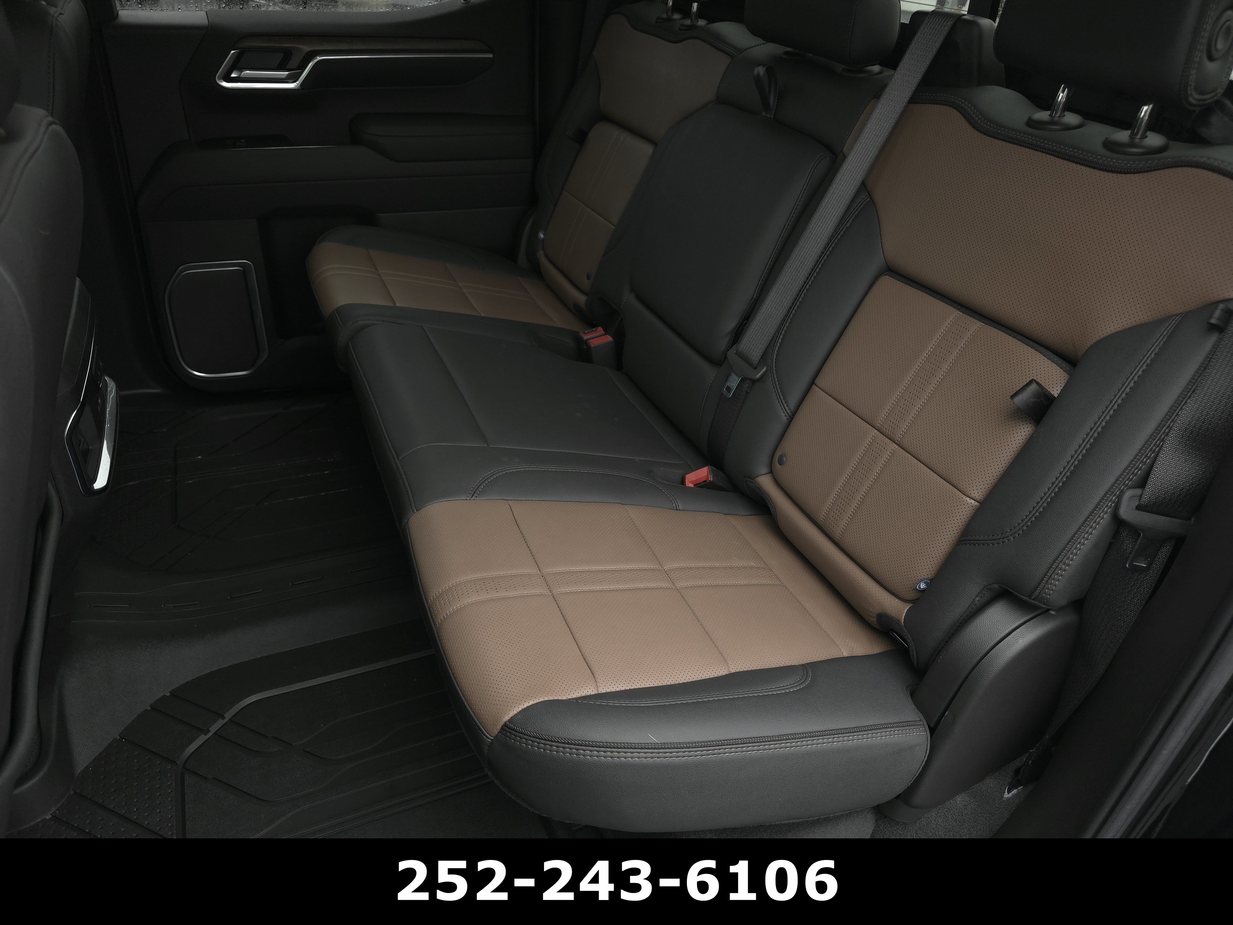 Used 2026 Chevrolet Silverado 1500 High Country w/ High Country Premium Package AWD/4WD image 31