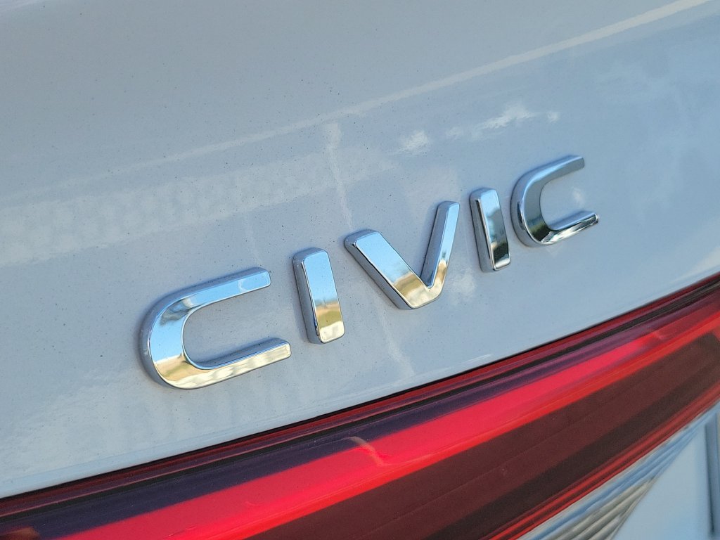 Used 2023 Honda Civic Sport image 8