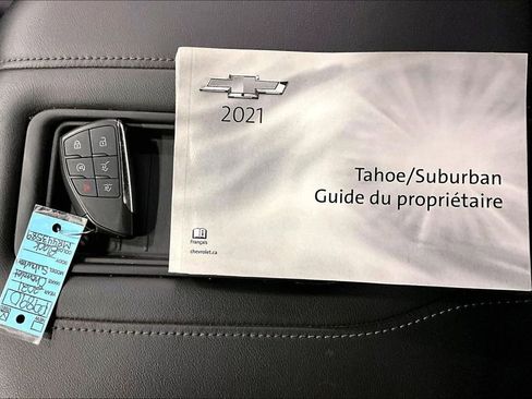 Used 2021 Chevrolet Suburban Z71 image 35