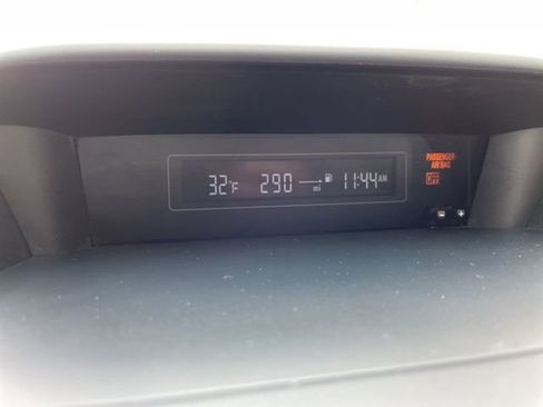 Used 2017 Subaru Crosstrek 2.0i Premium image 18