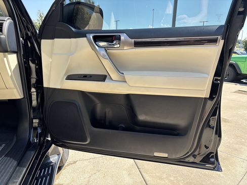 Used 2021 Lexus GX 460 Premium AWD/4WD image 32