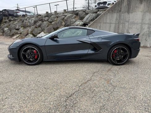 Used 2020 Chevrolet Corvette Stingray Preferred Cpe w/ 2LT Preferred Equipment Group RWD image 2